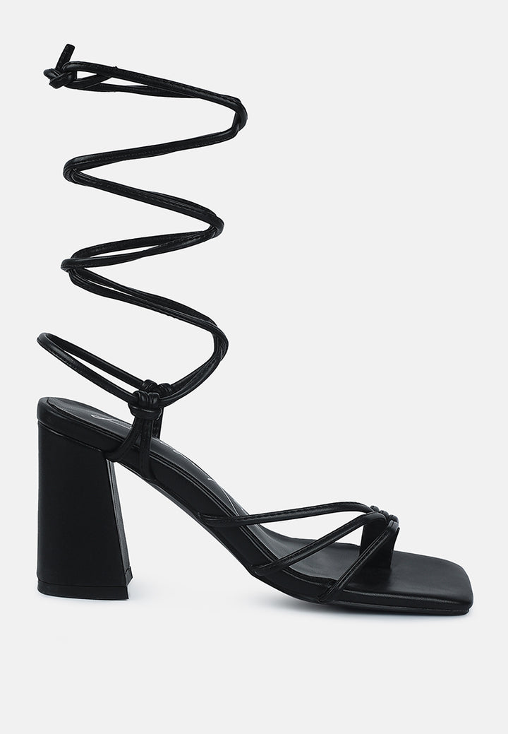 piri toe ring tie up block sandals by ruw#color_black