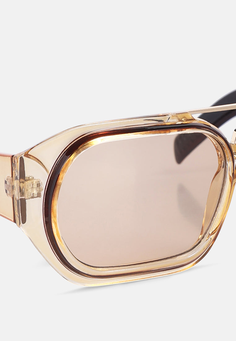 round sporty sunglasses#color_brown