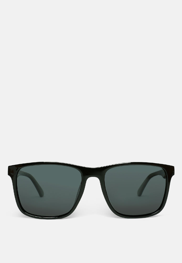 the atypical wayfarer sunglasses#color_black