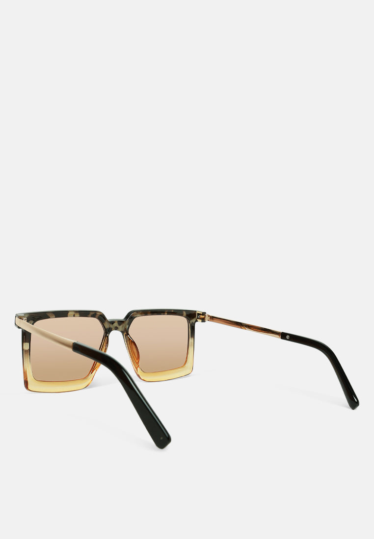 the pristine square sunglasses#color_brown-leopard