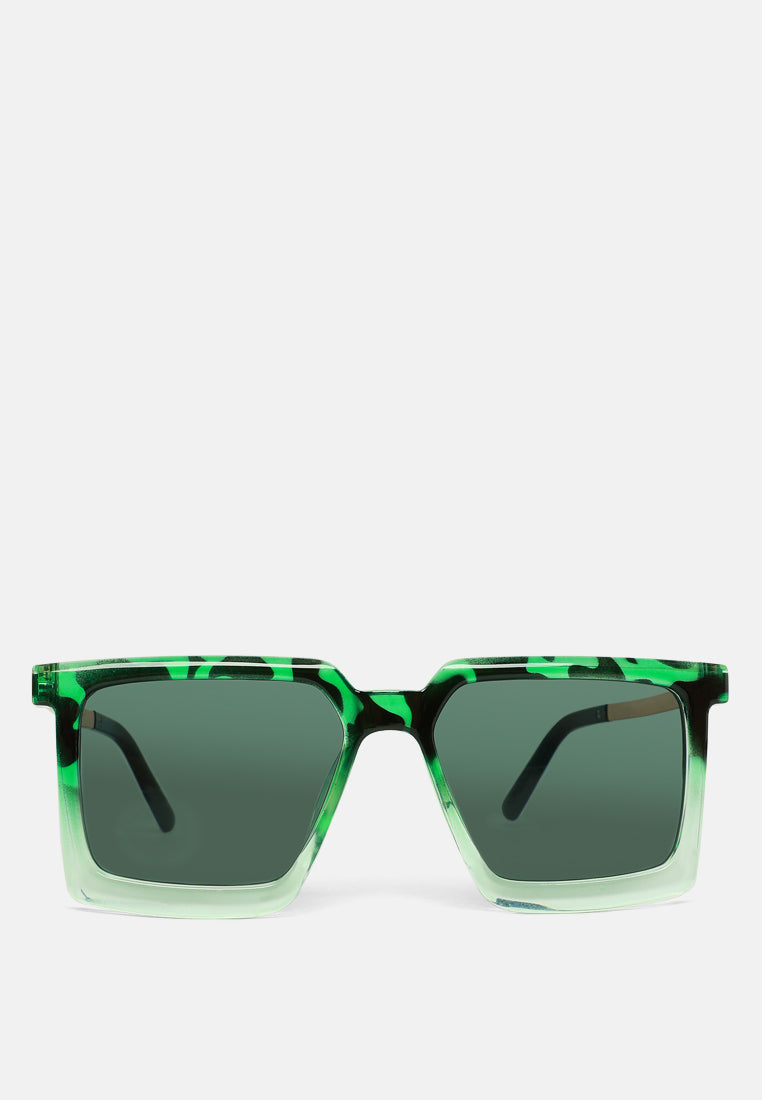 the pristine square sunglasses#color_green