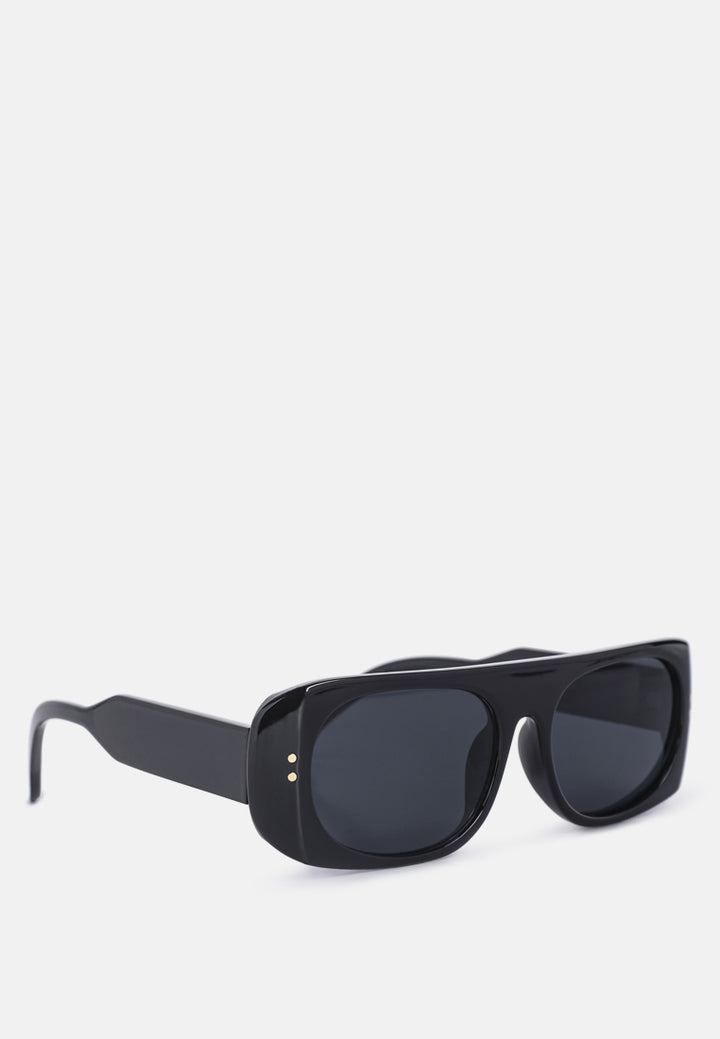 thick framed retro sunglasses#color_black