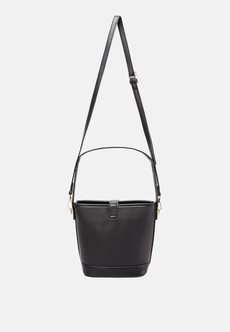 twist turn lock bucket bag#color_black