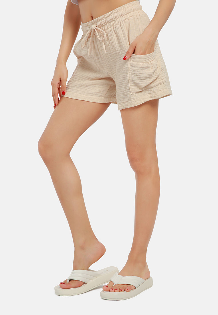 two pocket drawstring shorts#color_latte