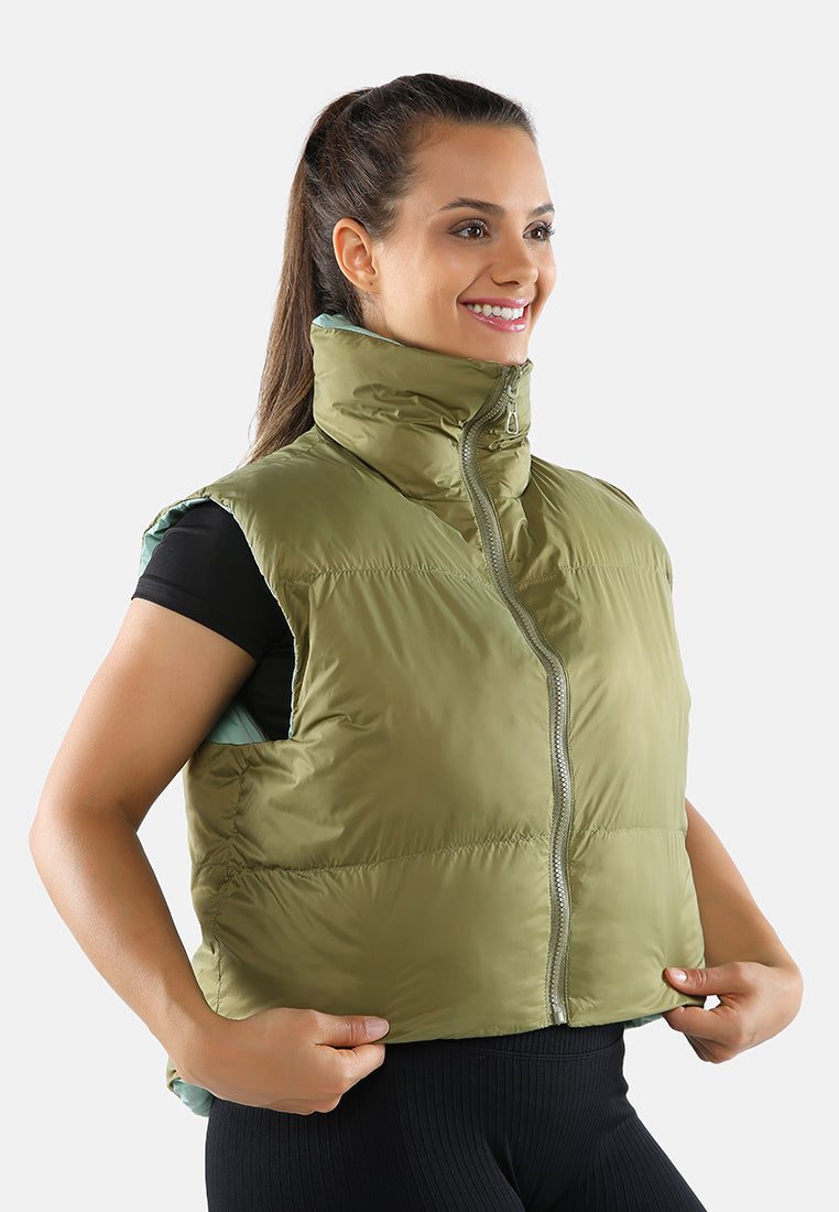 two way cropped sleeveless puffer jacket#color_olive-sage