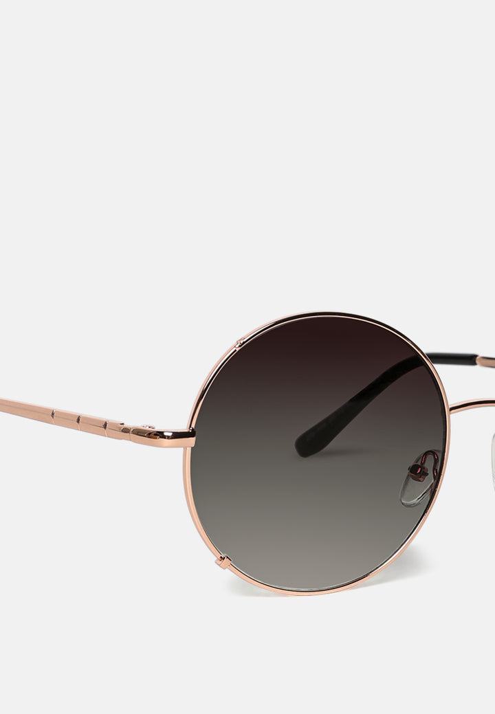 uber cool tinted round sunglasses#color_black
