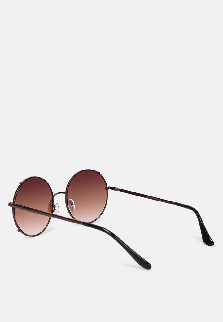 uber cool tinted round sunglasses#color_brown