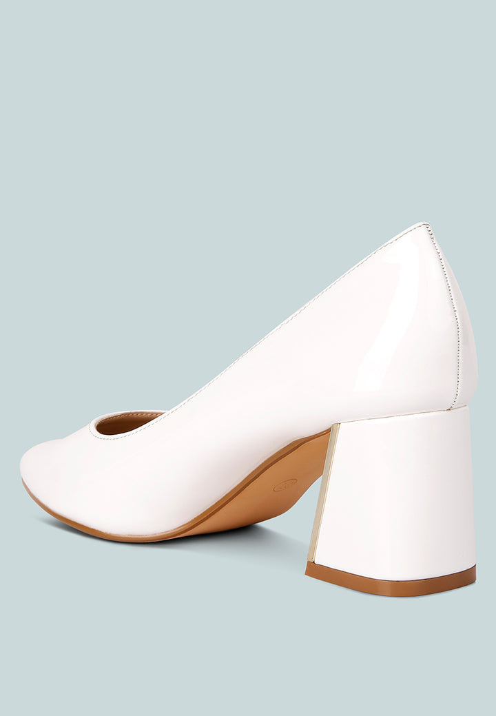 zaila metallic accent block heel pumps#color_white