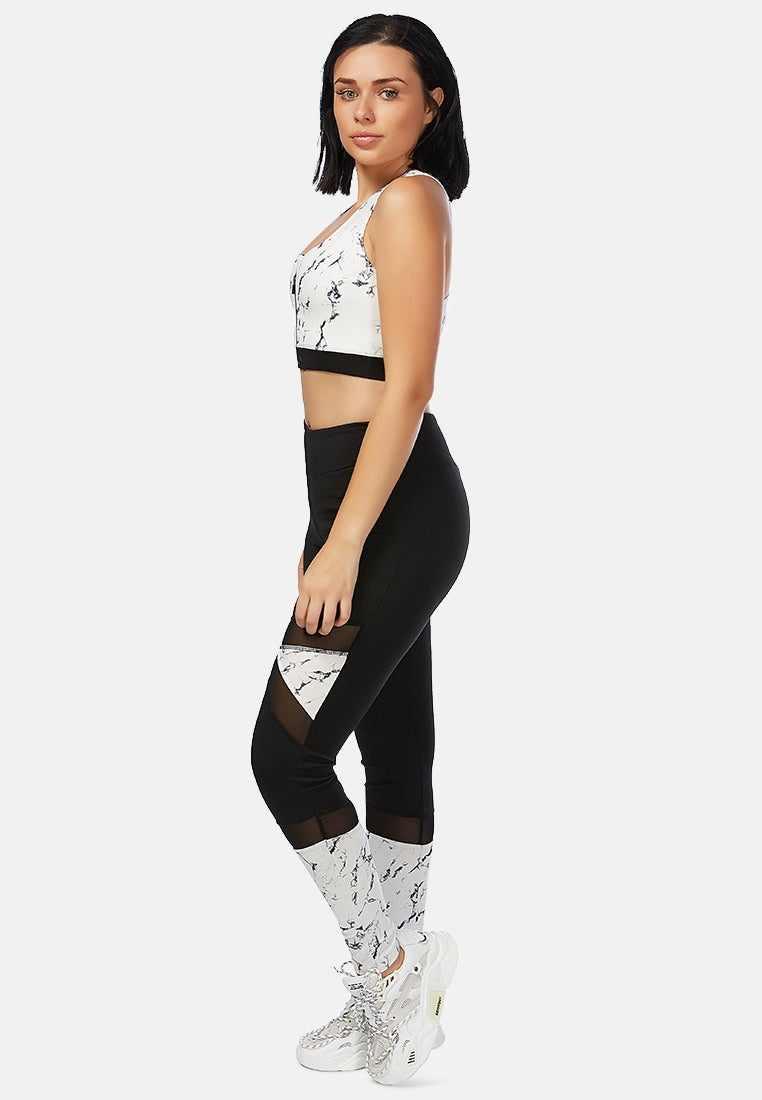 zip it up yoga marble sports bra#color_black