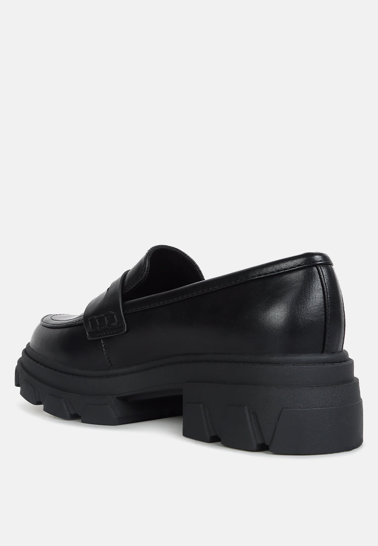 kyro wagon platform heel loafers by ruw#color_black