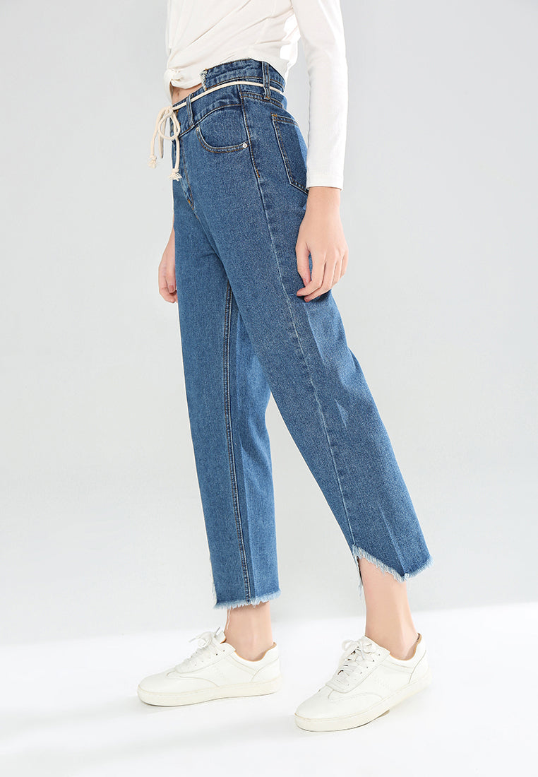denim jeans with frayed bottom construction#color_blue