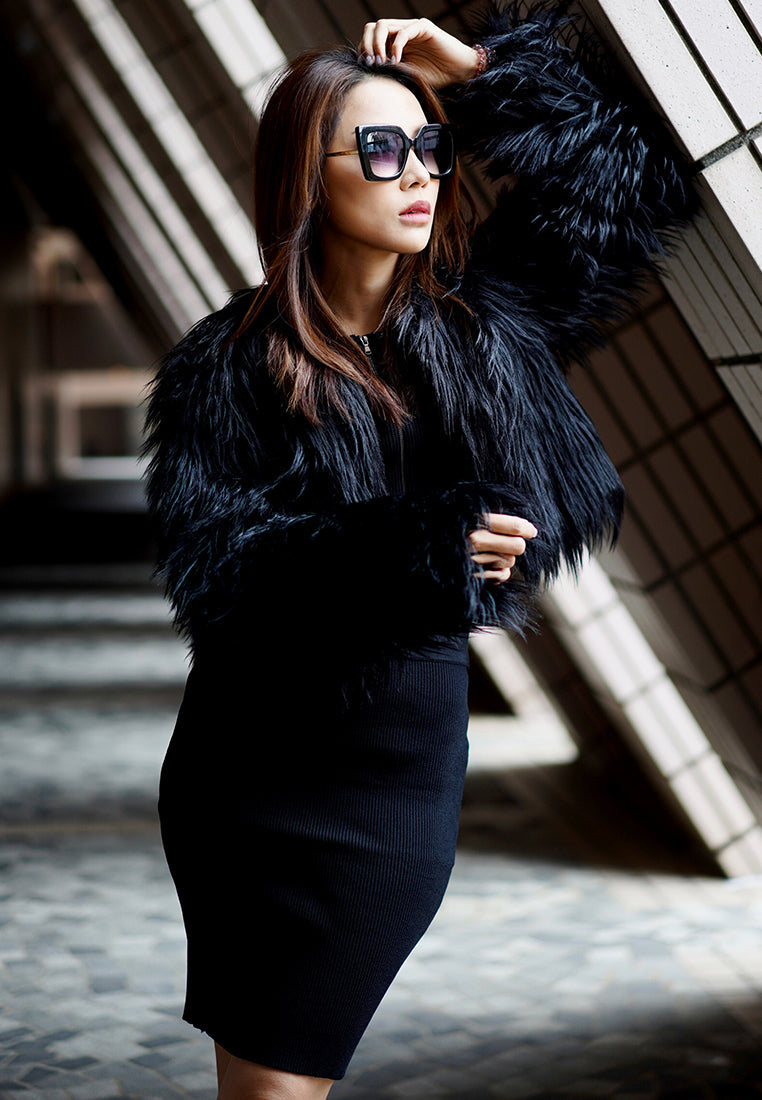 stare game square frame oversized sunglasses#color_black