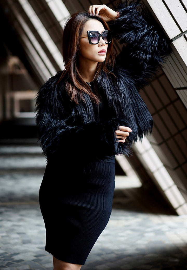 stare game square frame oversized sunglasses#color_black