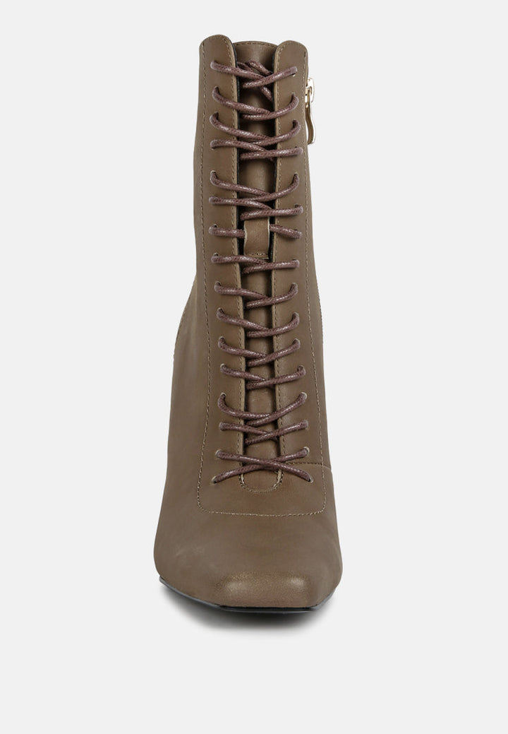 wyndham lace up leather ankle boots by ruw#color_brown