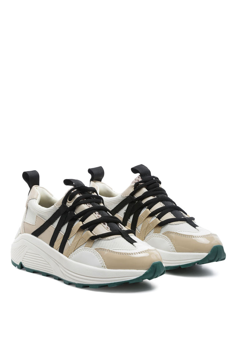 zami active running shoes#color_white