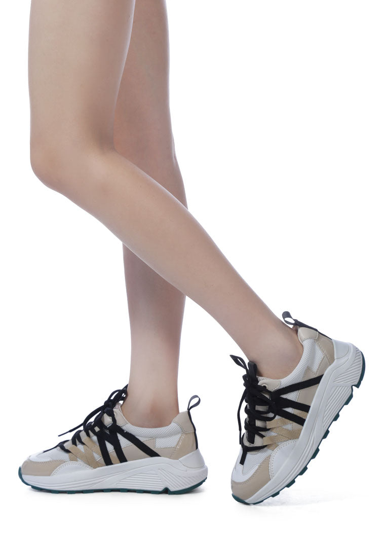 zami active running shoes#color_white