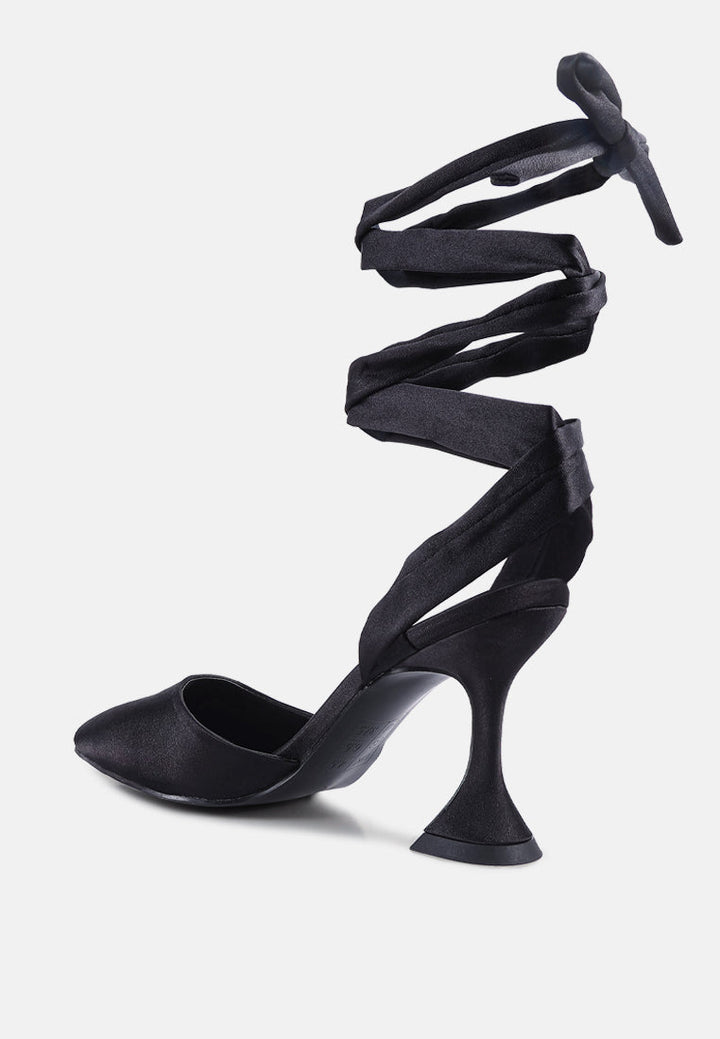 fonda pump by ruw#color_black