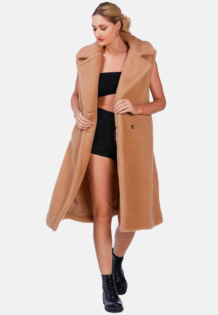 sleeveless double breasted teddy coat by ruw#color_camel