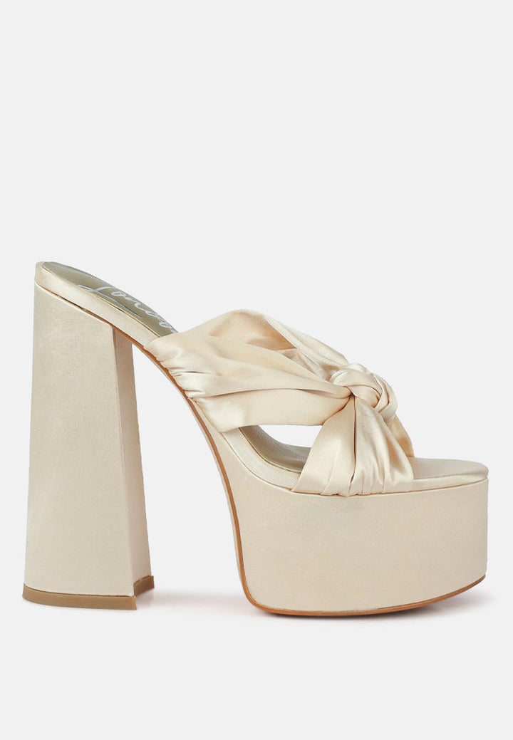strobing knotted chunky platform heels by ruw#color_latte