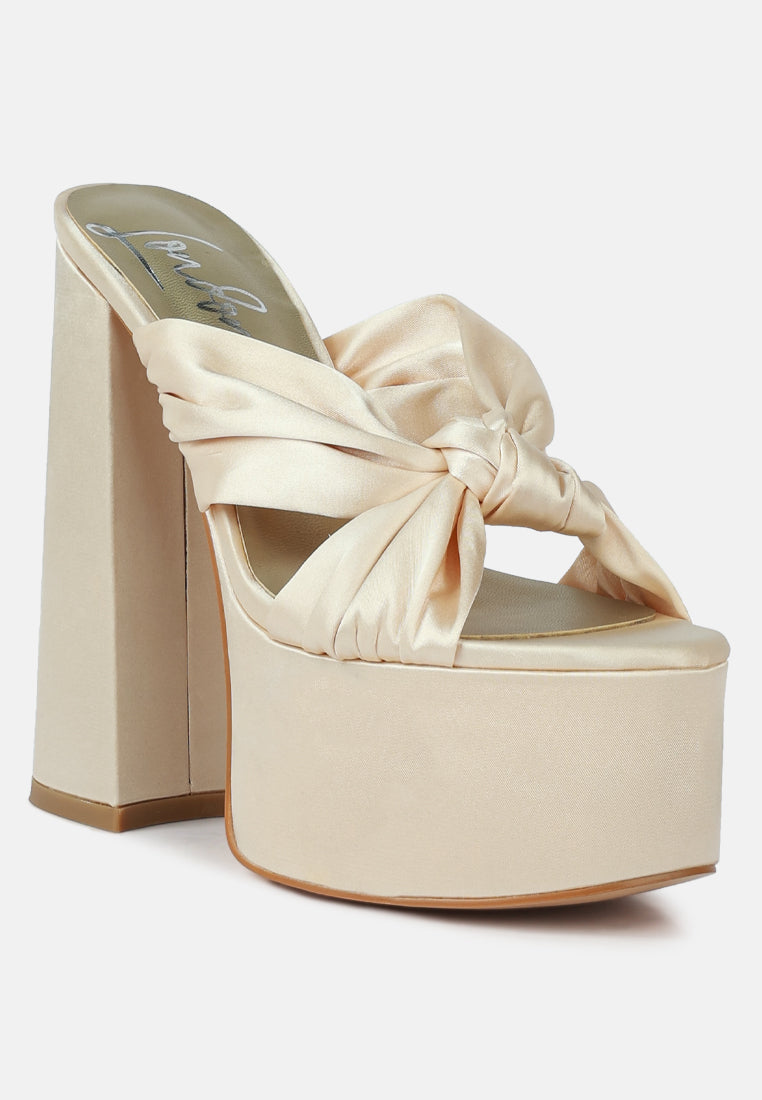 strobing knotted chunky platform heels by ruw#color_latte