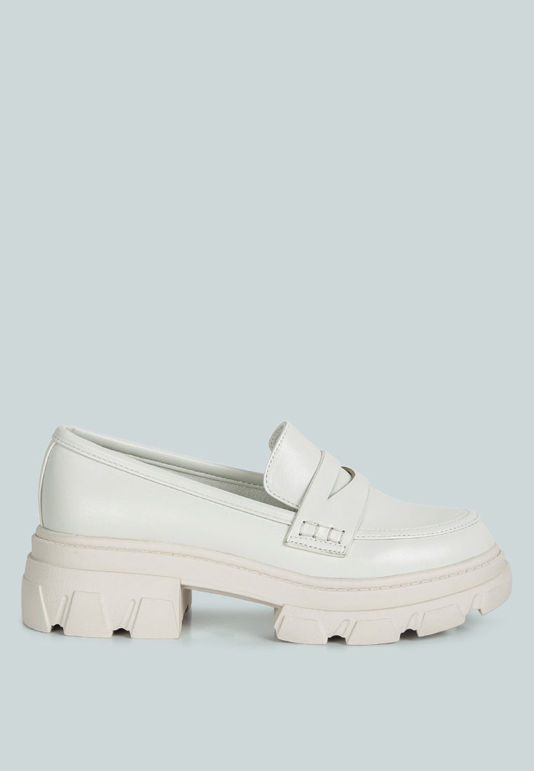 kyro wagon platform heel loafers by ruw#color_beige