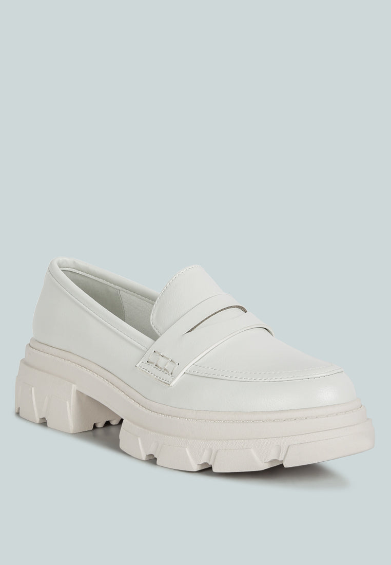 kyro wagon platform heel loafers by ruw#color_beige