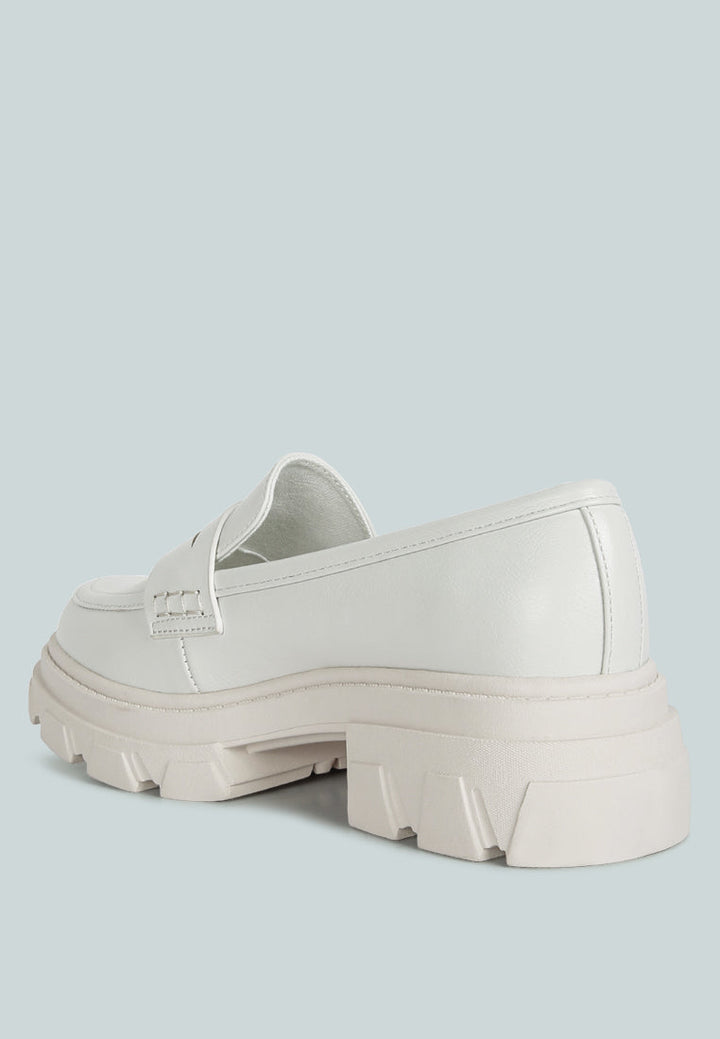 kyro wagon platform heel loafers by ruw#color_beige